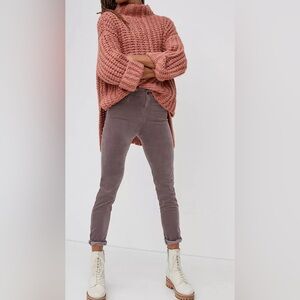 Anthropologie x AG Adriano Goldschmied  Slim Straight Ankle Velvet Jeans size 28